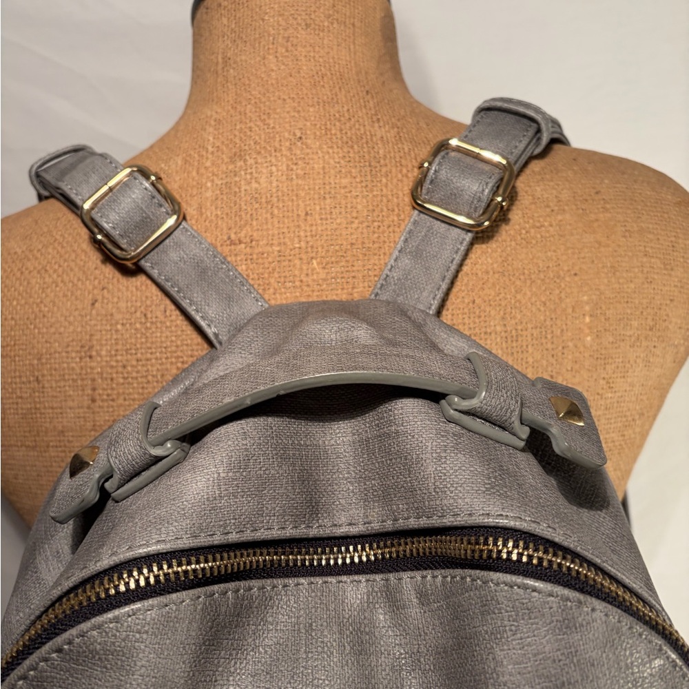 MMS Design Studio Gray Women's Backpack - Picture 3 of 11